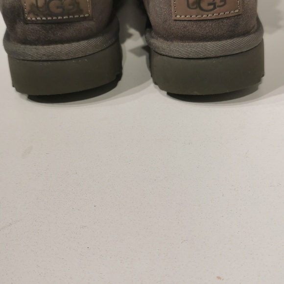 UGG boots - Picture 6 of 7